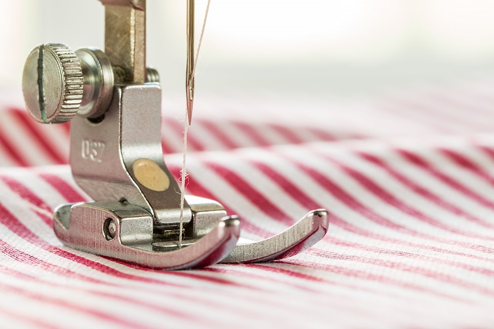 sewing machine feet