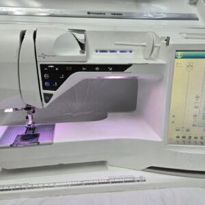 Husqvarna Viking Designer Diamond DeLuxe Sewing Machine and Embroidery